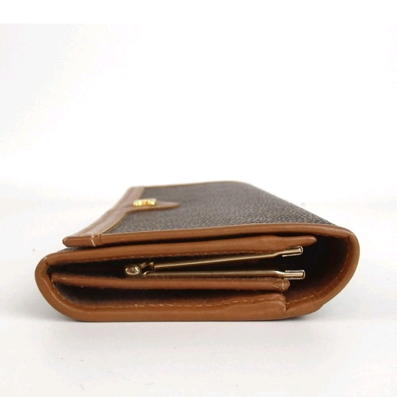 Celine Tan Leather Accessory with Gold Detail - Picture 4 of 9